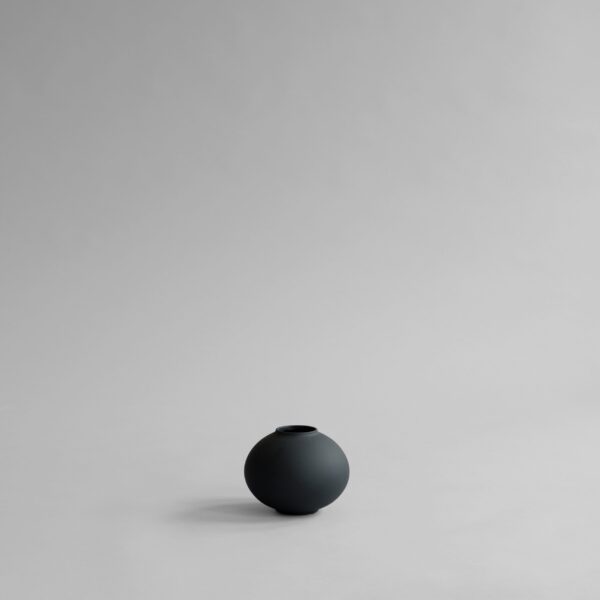 Sunao Vase Fat, Petit - Musta – tuotekuva Sunao Vase Fat, Petit - Musta – tuotekuva