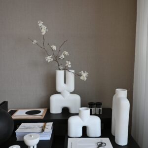 Cobra Vase Uno, Medio - Bone White – miljöökuva