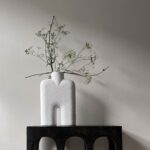 Cobra Vase Tall, Medio - Bubble White 1